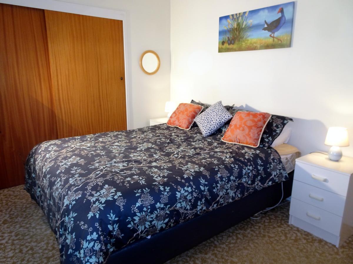Smokebush Cottage - Holiday Home Exclusively Yours Turangi Kültér fotó
